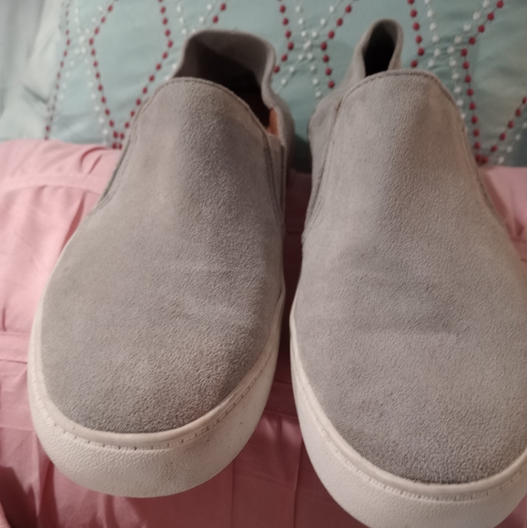 Steve Madden size 8 1/2  slide on slip on comfortable shoe - Picture 2 of 5